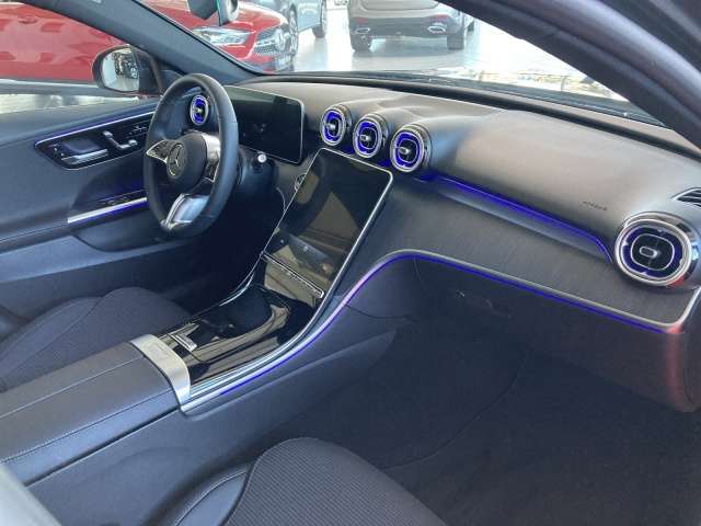 Mercedes-Benz C 220