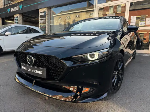Mazda 3 2.0i e-Skyactiv-X 4x4 Pack Aero Toit Pano Cuir Cam 360 Led Gar Usine