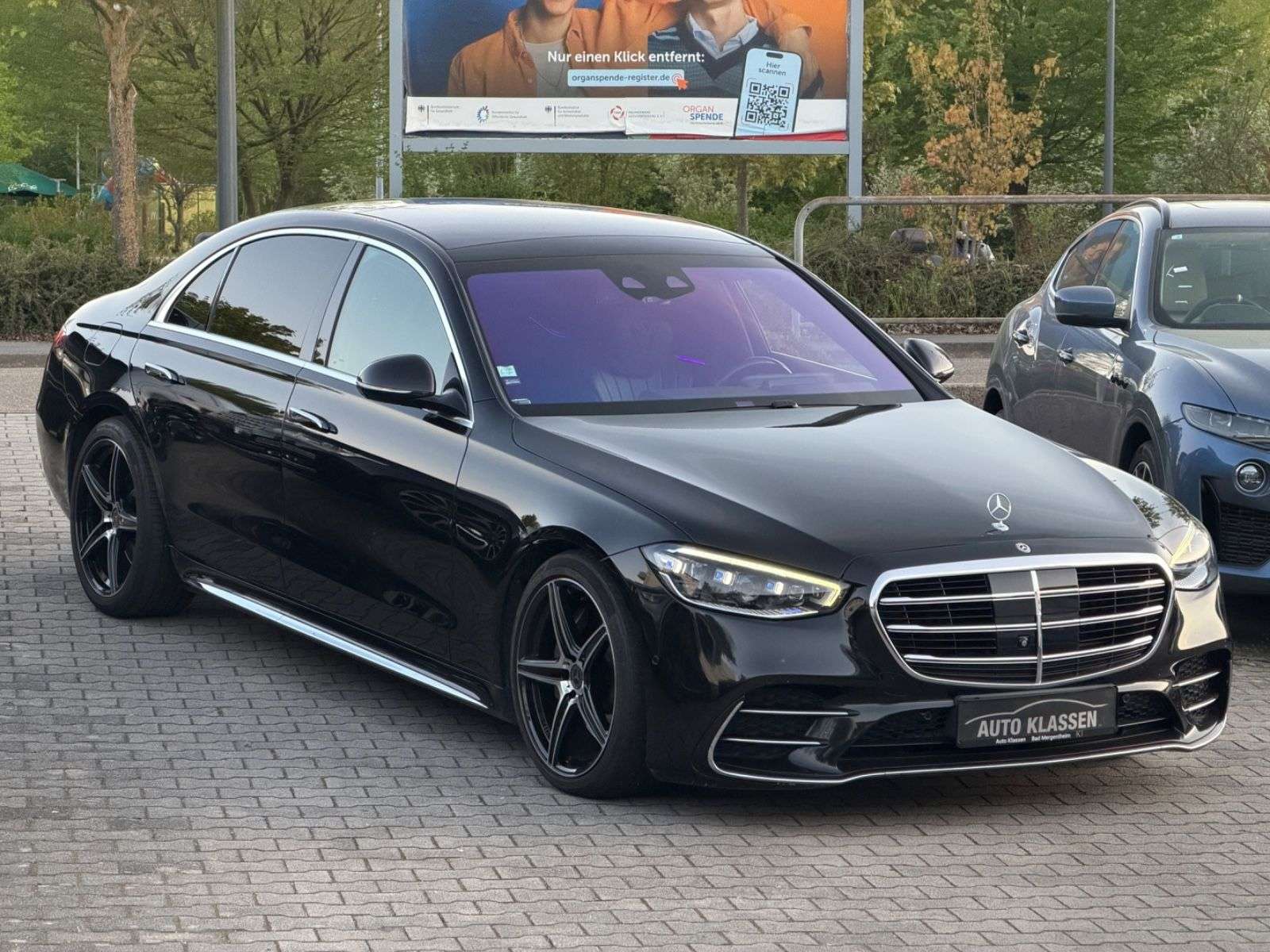 Second hand Mercedes Benz S-Class 