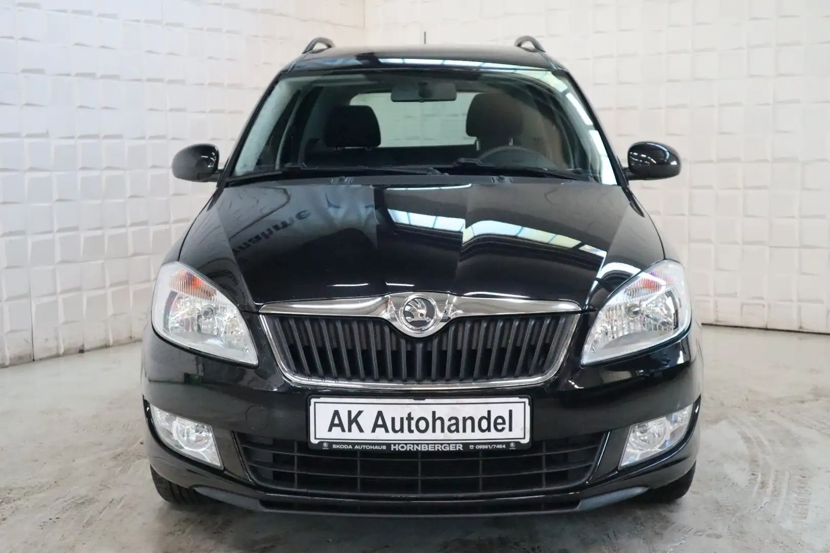 Skoda Roomster Ambition Plus Edition Klima PDC Temp. Schwarz - 2