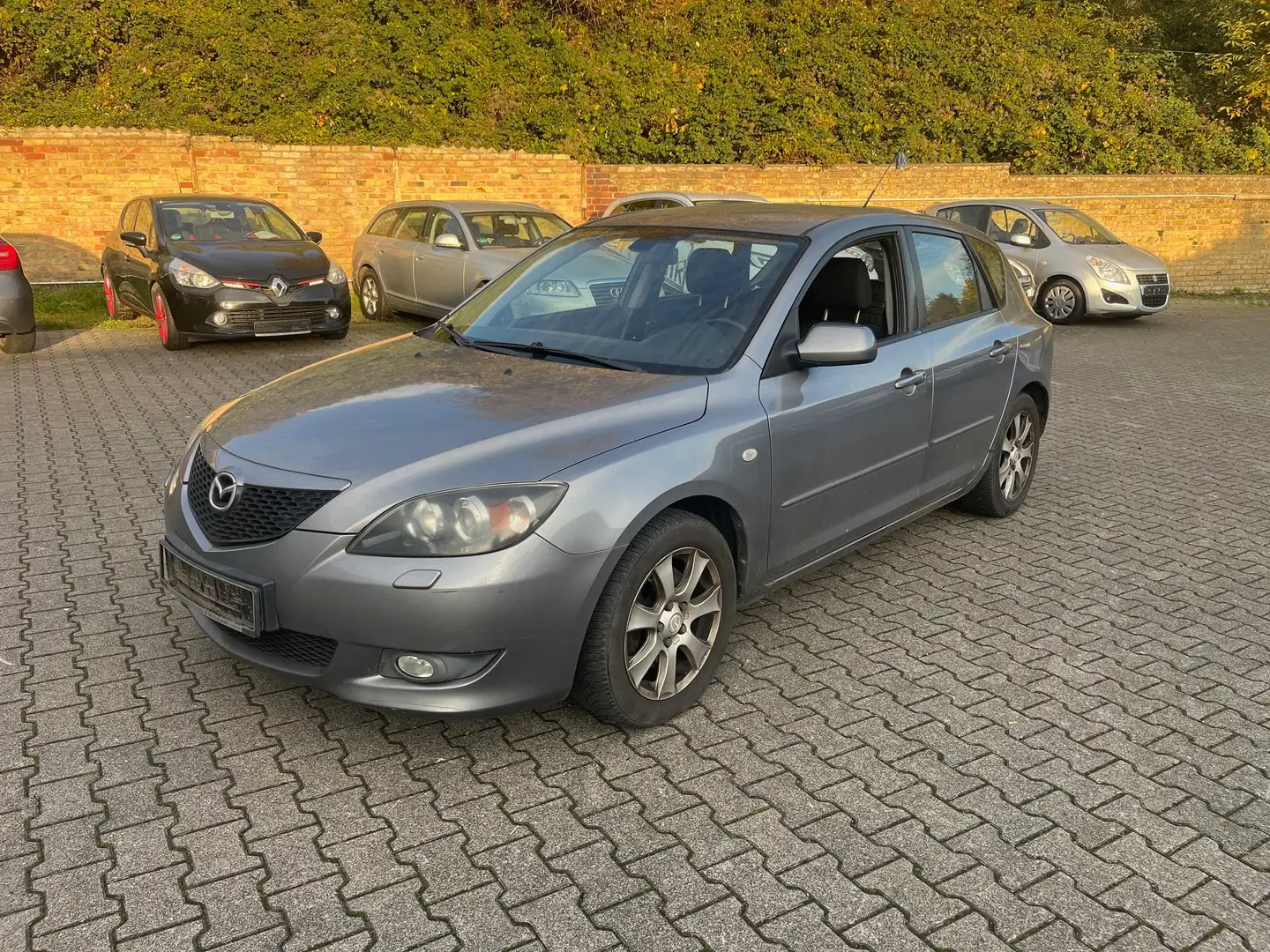 Mazda 3 2.0 Sport Top Gris - 1