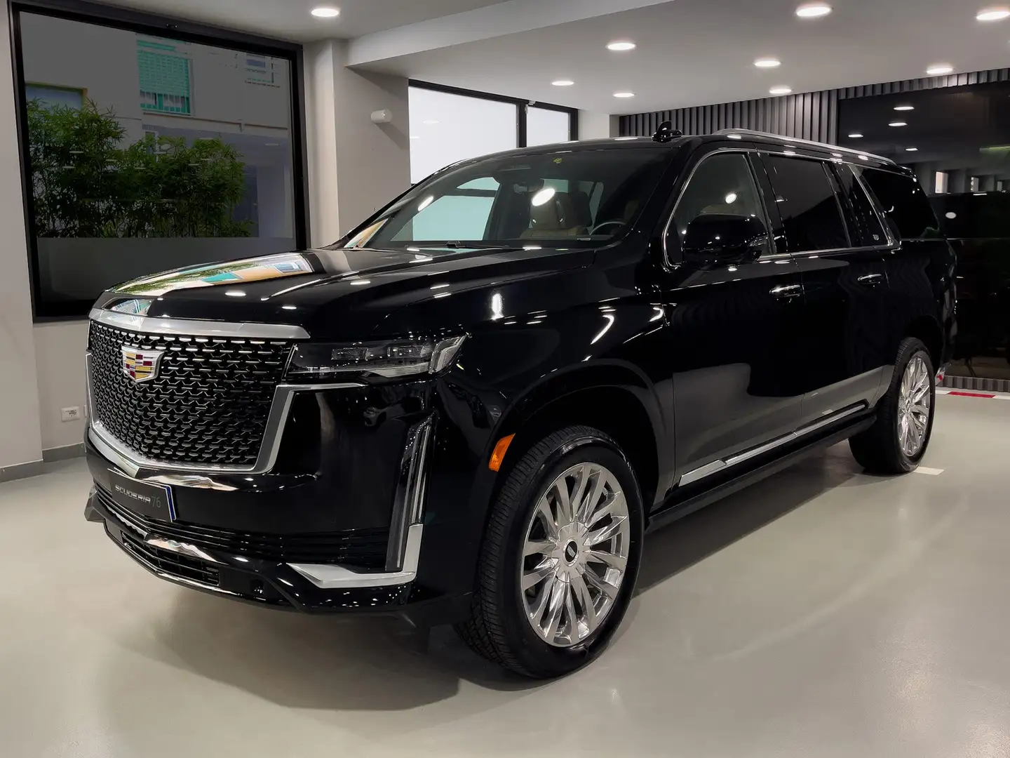Cadillac Escalade IV 2015 6.2 V8 Platinum auto " PREZZO PIU' IVA " Nero - 1