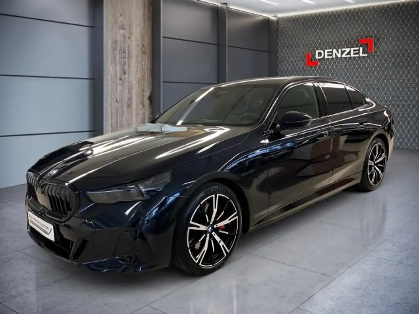 BMW 550 e xDrive Limousine G60 XB1 Noir - 1