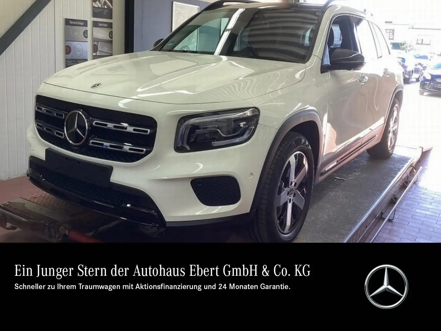 Mercedes-Benz GLB 200 GLB200 d 4M Night DISTRO Pano AHK 7-Sitzer KeyGo Wit - 1