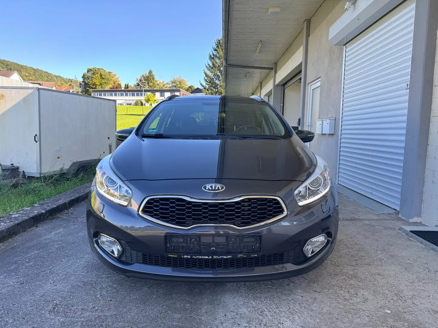 Kia Ceed SW / cee'd SW Spirit Navi,Leder,Xenon,Pano.Kamera.Autom. Grau - 1