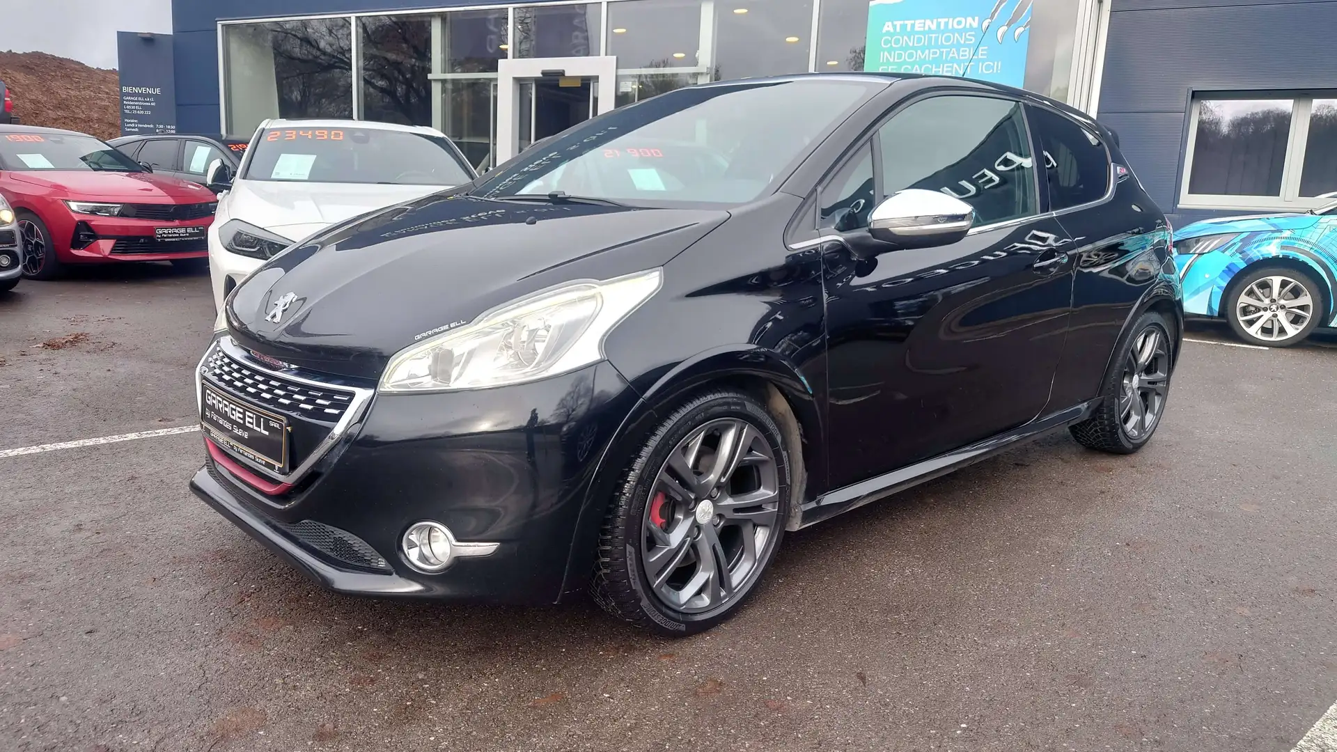 Peugeot 208 GTi Noir - 1