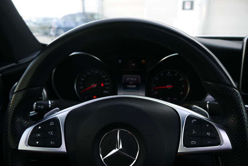 Mercedes-Benz C 250 Coupe Aut. AMG LINE *Panorama* — photo 14