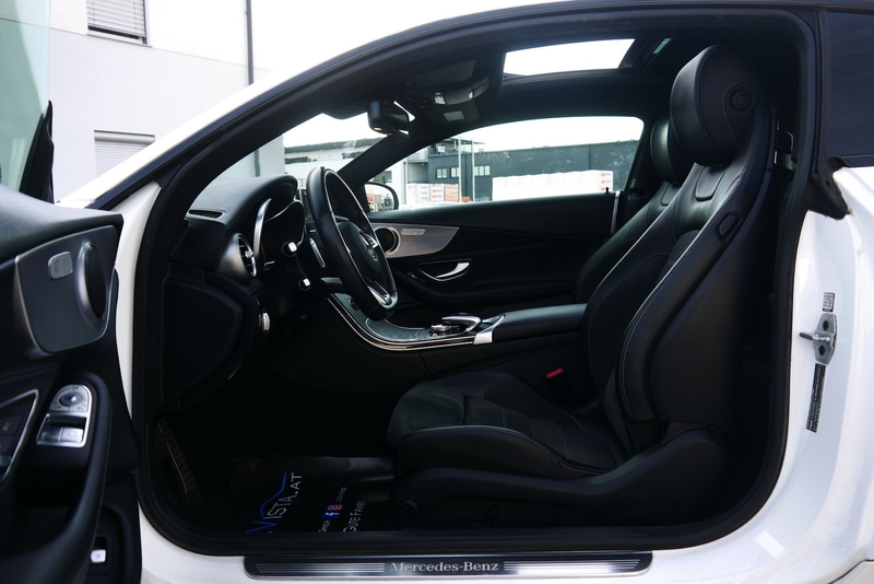 Mercedes-Benz C 250 Coupe Aut. AMG LINE *Panorama* — photo 10