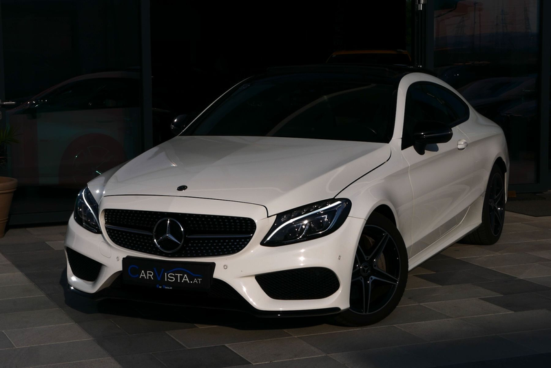 Mercedes-Benz C 250 Coupe Aut. AMG LINE *Panorama* — photo 2