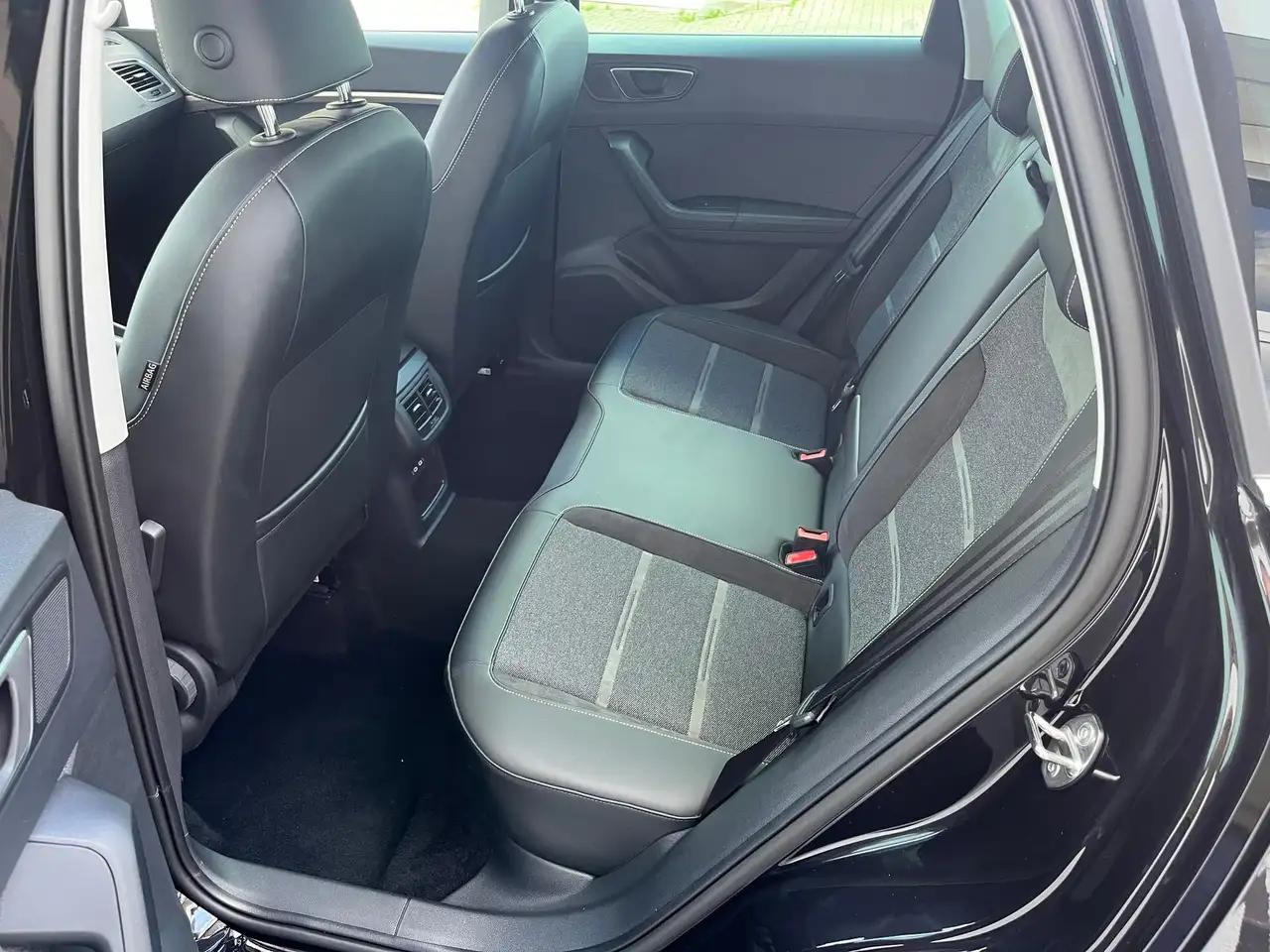 SEAT Ateca 2025 — фото 20