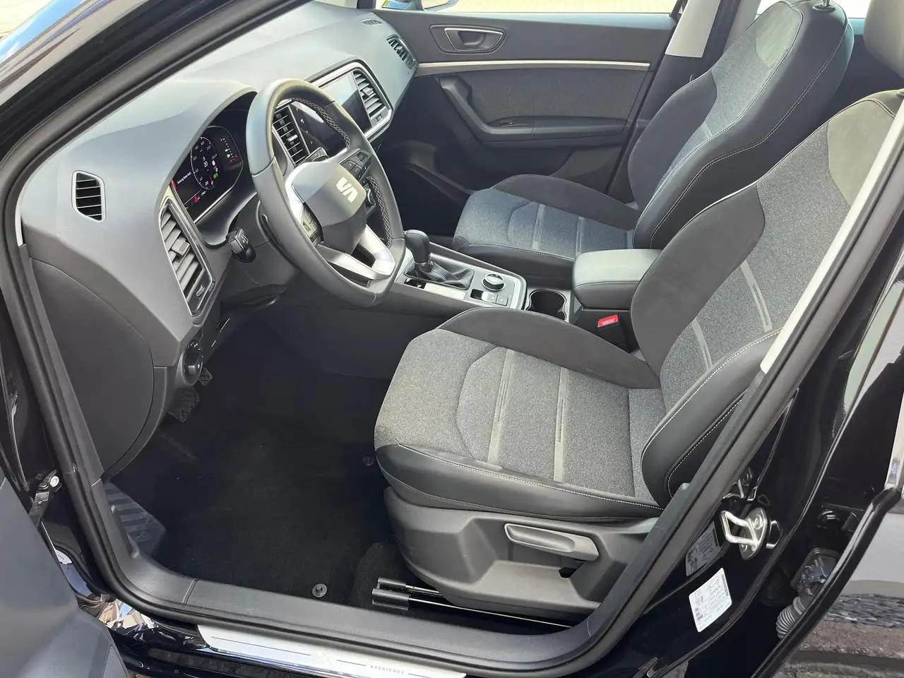 SEAT Ateca 2025 — фото 19