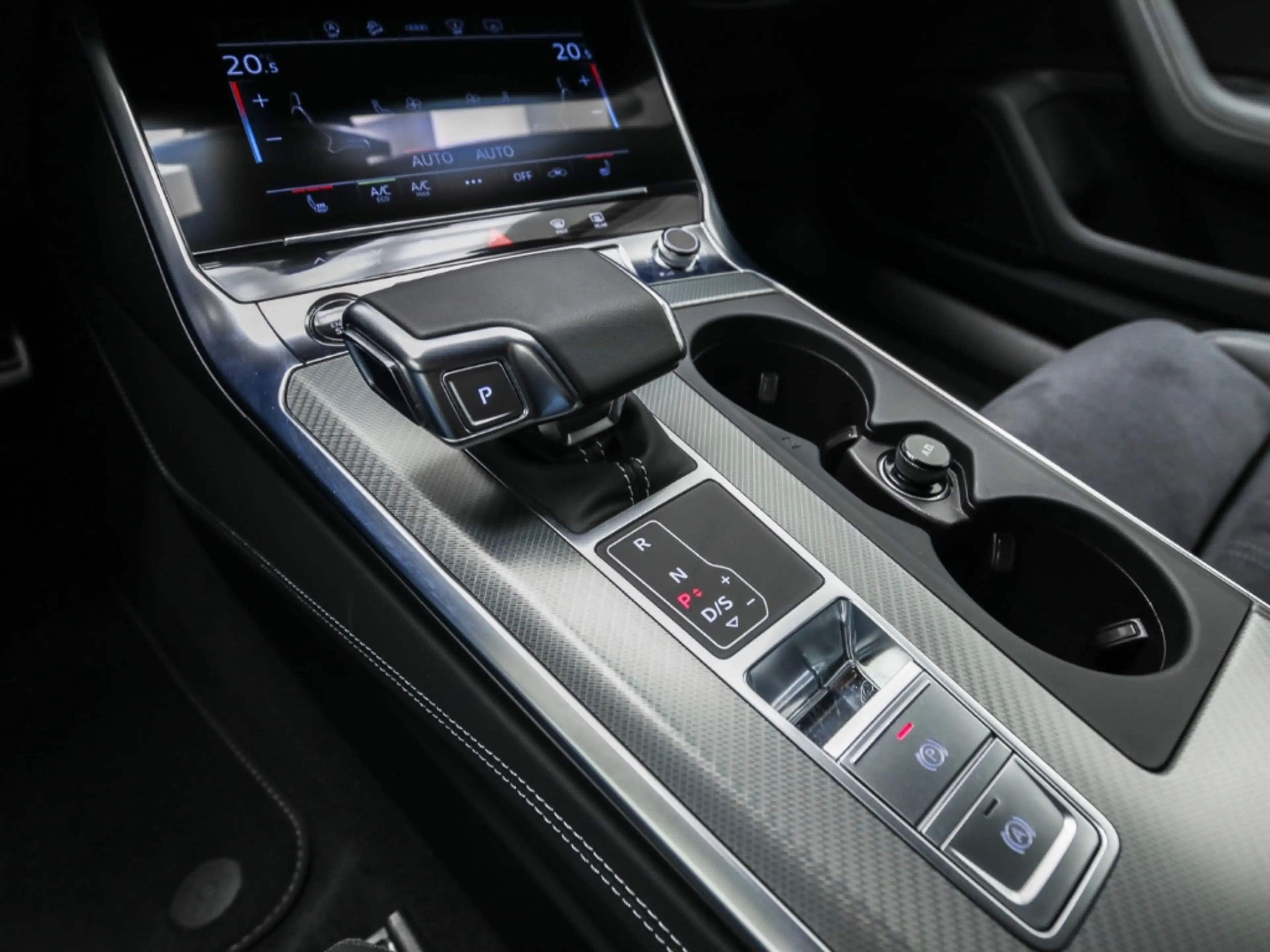 Audi A6 allroad 50 TDI quattro — photo 15