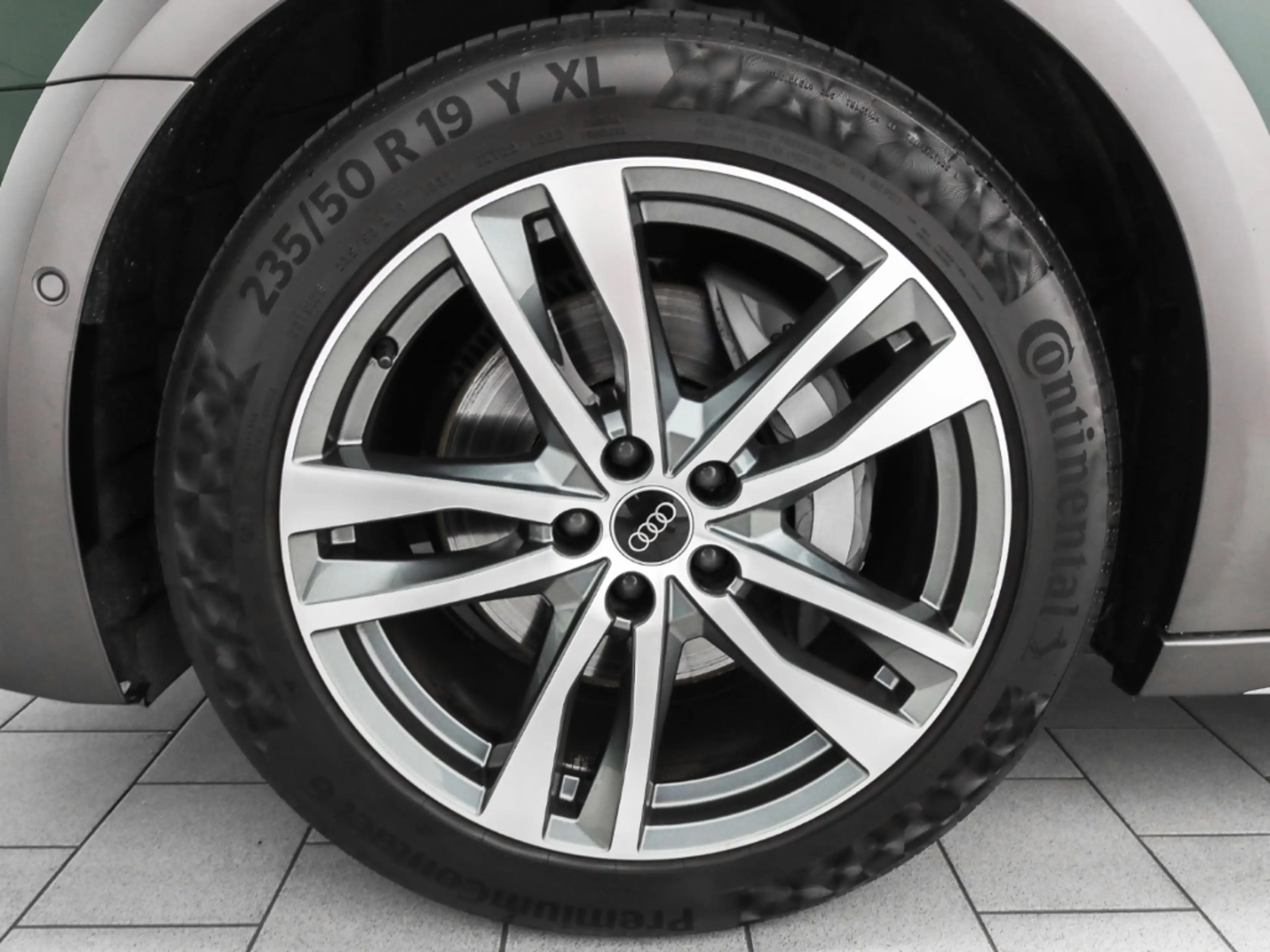 Audi A6 allroad 50 TDI quattro — photo 3
