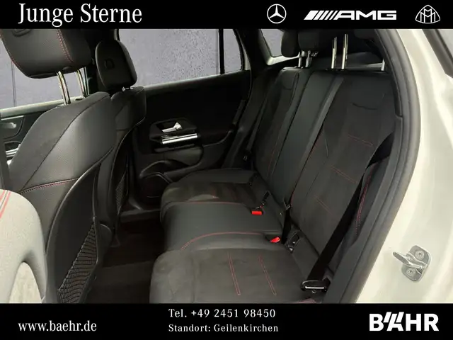 Mercedes-Benz GLA view 9