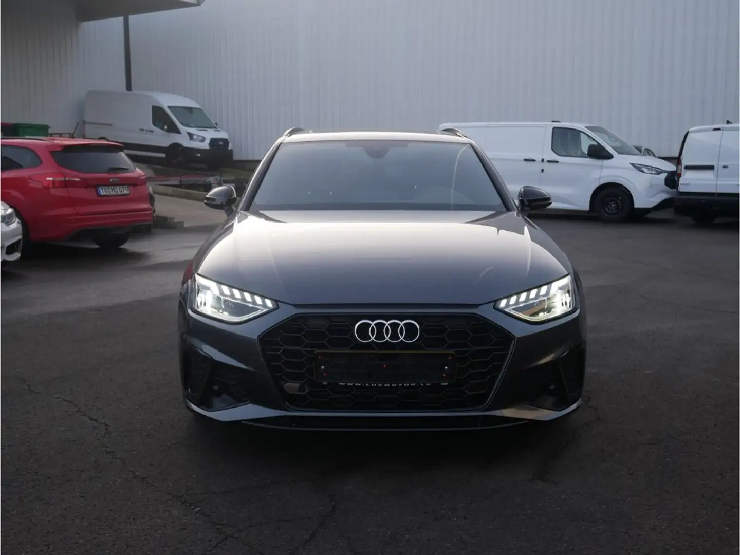 Audi A4 35 TFSI S-Line S-Tronic Gris - 1