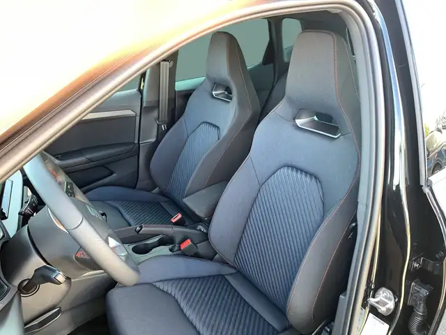 Seat Arona view 8