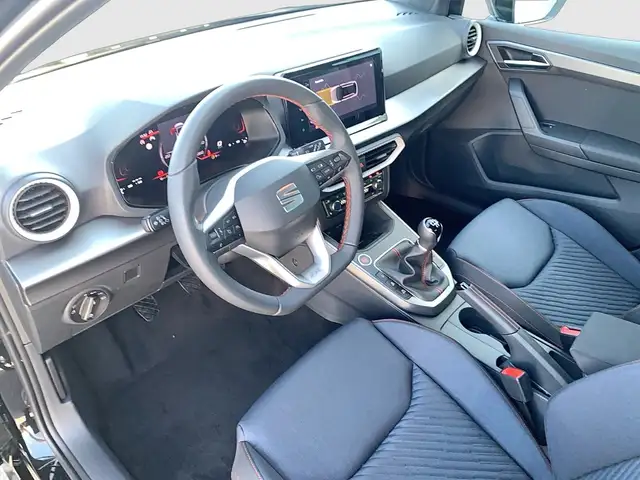 Seat Arona view 9