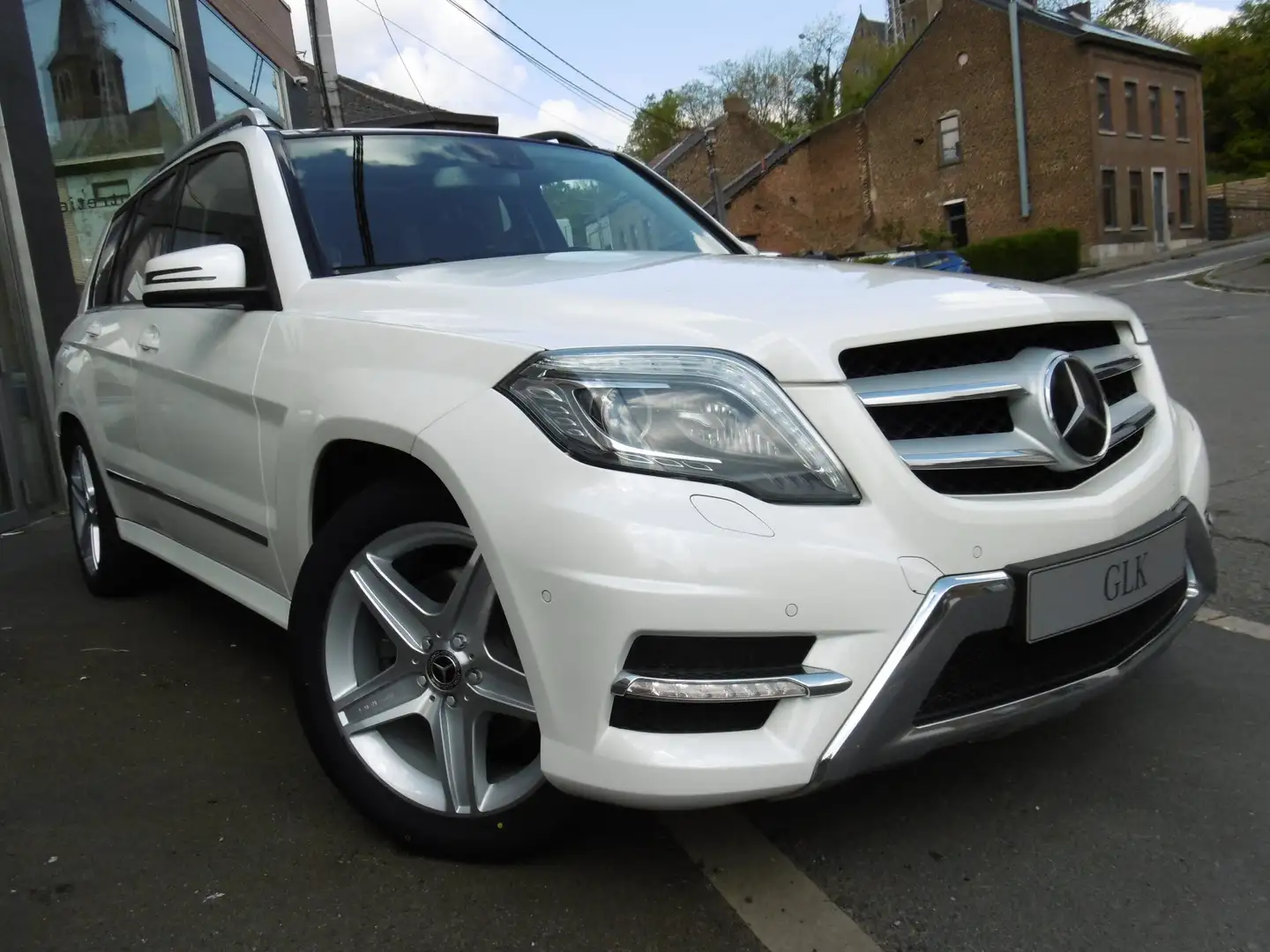 Mercedes-Benz GLK 220 CDI  4-Matic PACK AMG TOIT PANO / DISTRONIC /CUIR Wit - 2