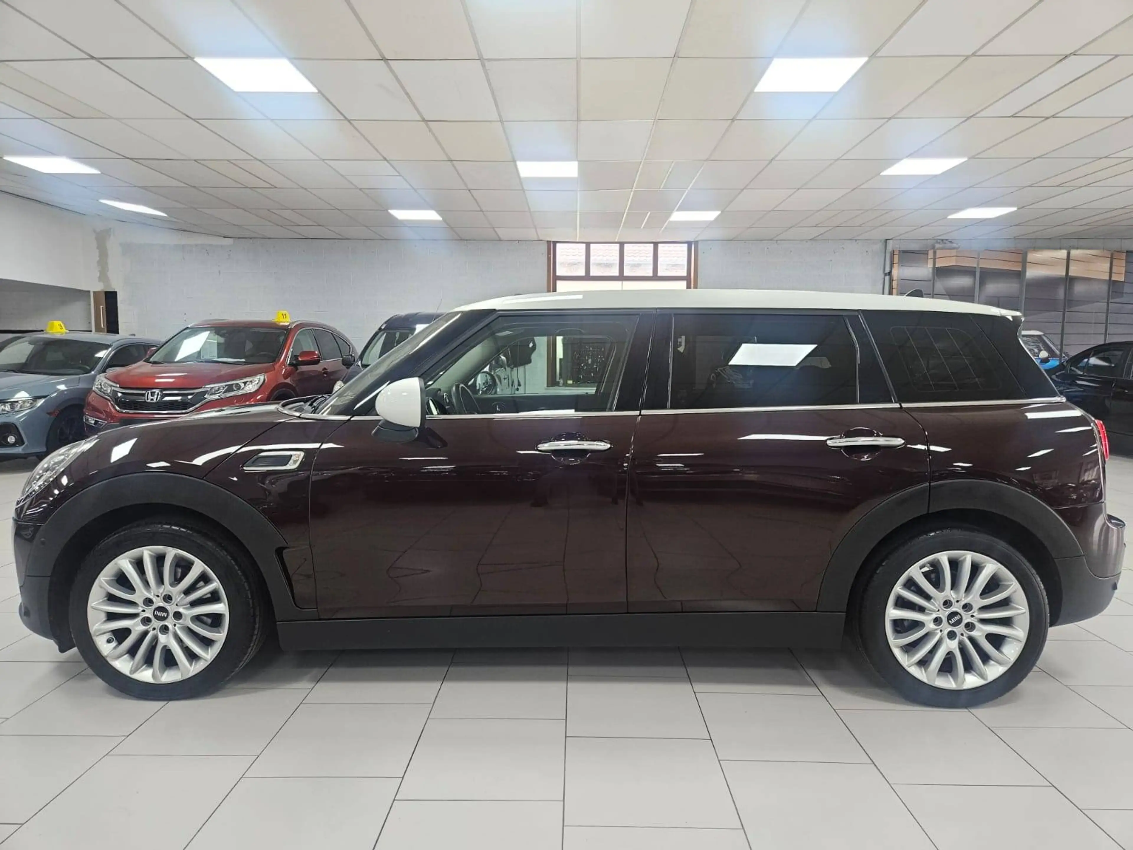 MINI Cooper Clubman 1.5 Auto Gps Bluetooth Carplay Front Assist Cruise Clim Auto Bi-Zone Led Capteurs — photo 6