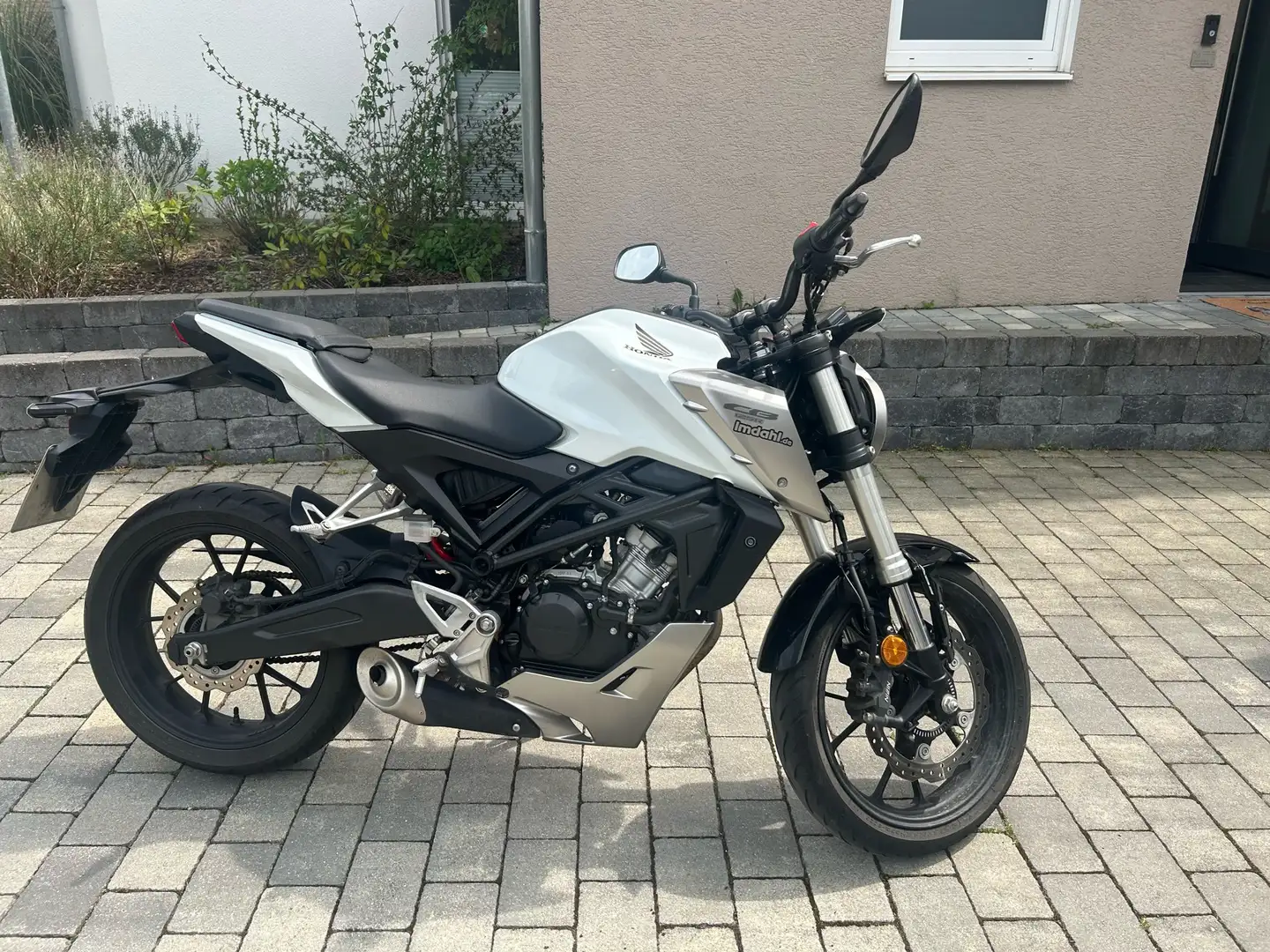 Honda CB 125 R Alb - 2