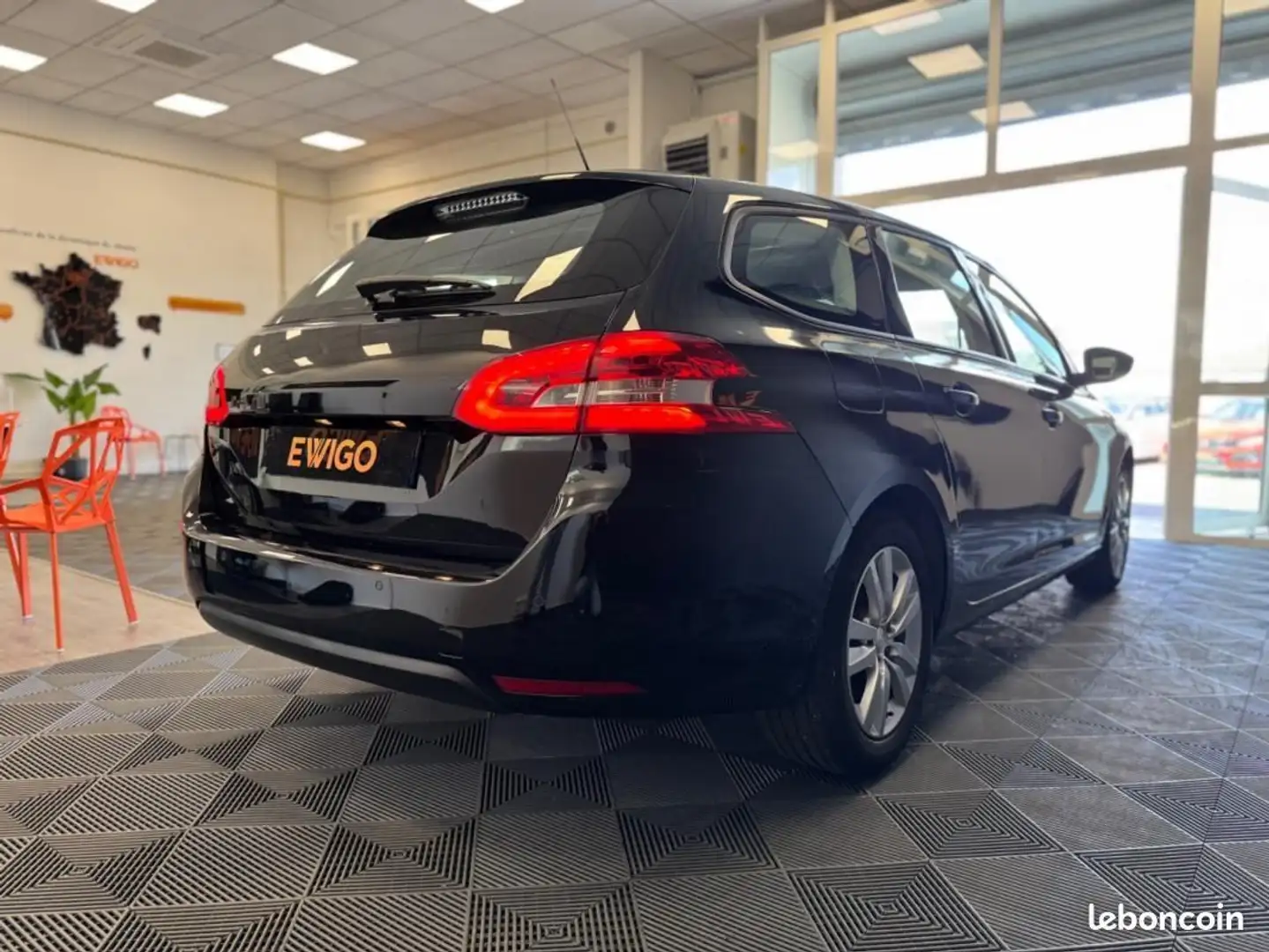 Peugeot 308 II 1.2L PURETECH 110ch ACTIVE BUISNESS START-STOP  Noir - 2