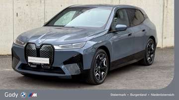 xDrive40 Sportpaket