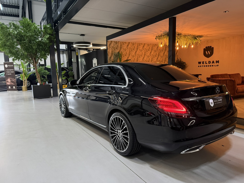 Mercedes-Benz C 180 Business Solution|AMG|Camera|Lane Ass|Leder|69.000 — photo 12