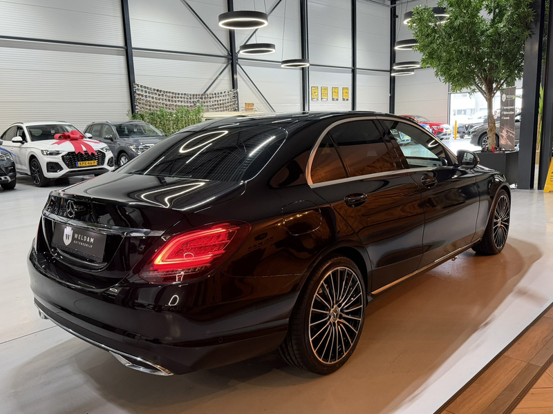 Mercedes-Benz C 180 Business Solution|AMG|Camera|Lane Ass|Leder|69.000 — photo 2
