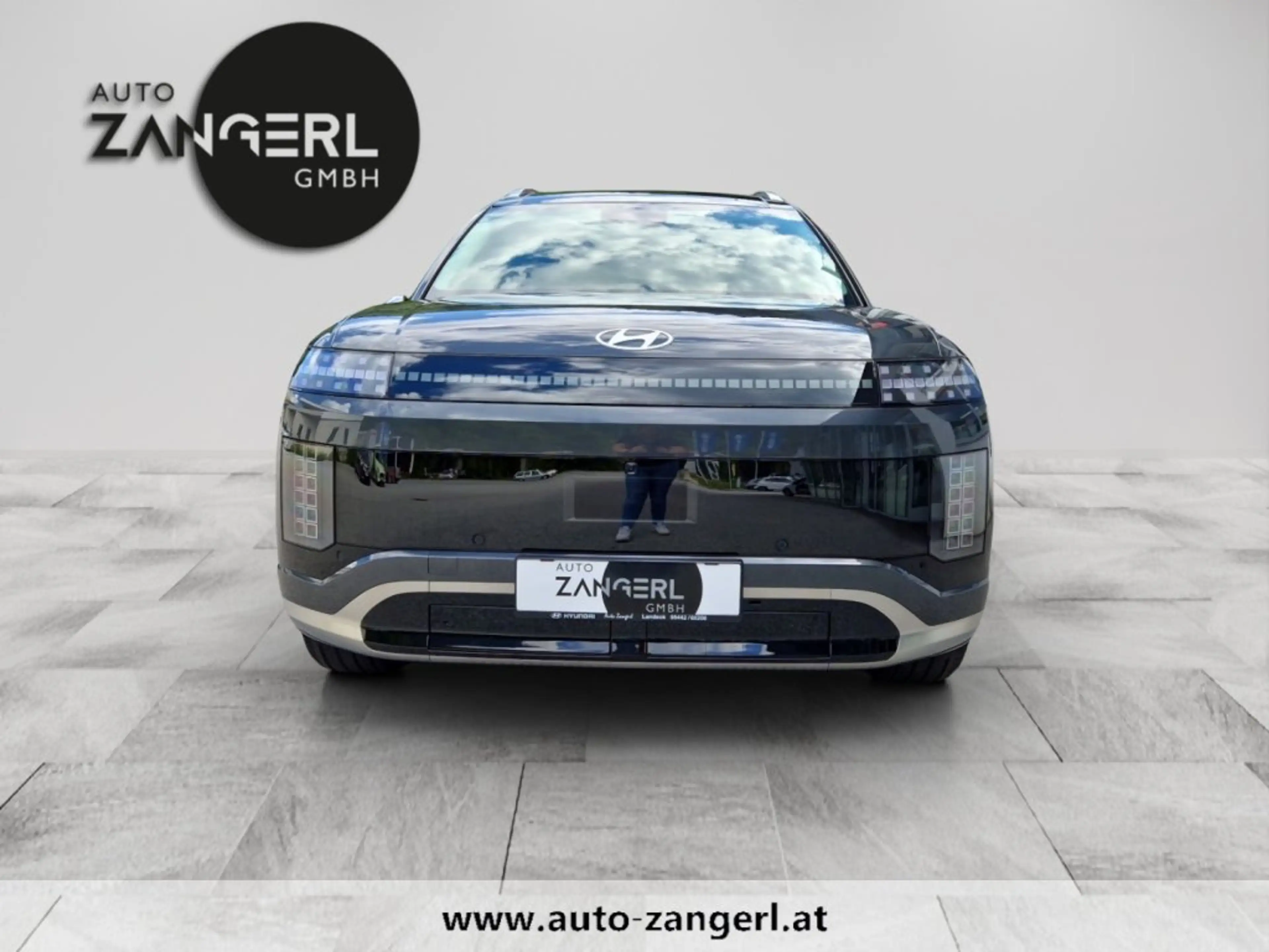 Hyundai IONIQ 9 Calligraphy *110 kWh 4WD *7-Sitzer — photo 2