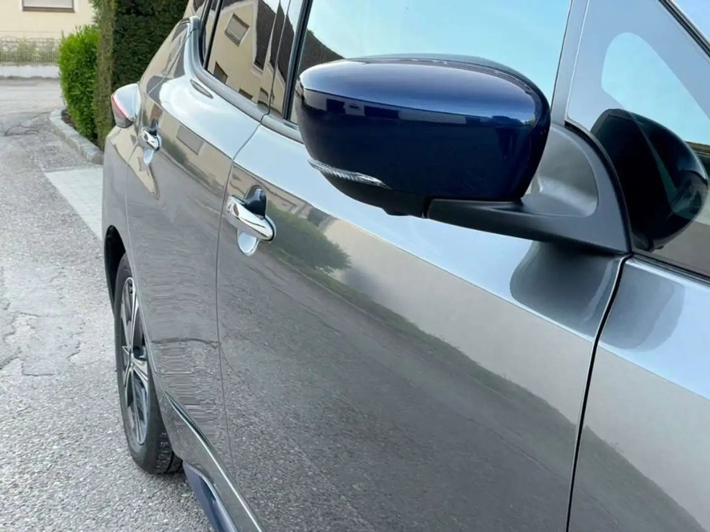 Nissan Leaf Leaf Tekna 40kWh Tekna Grau - 2