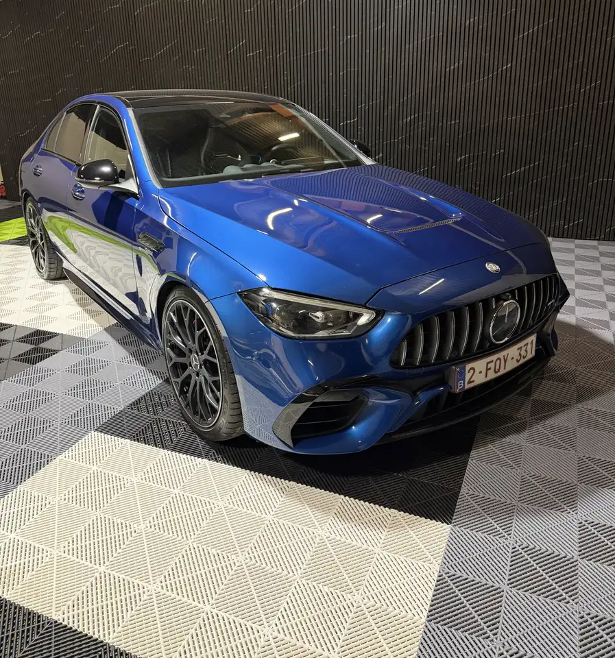 Mercedes-Benz C 63 AMG