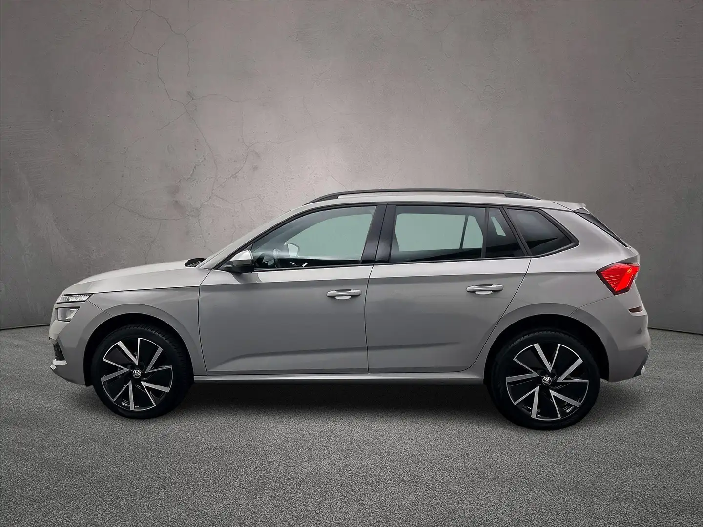 Skoda Kamiq Sport Business 1.0 TSI 110pk DSG Automaat Trekhaak Grau - 2