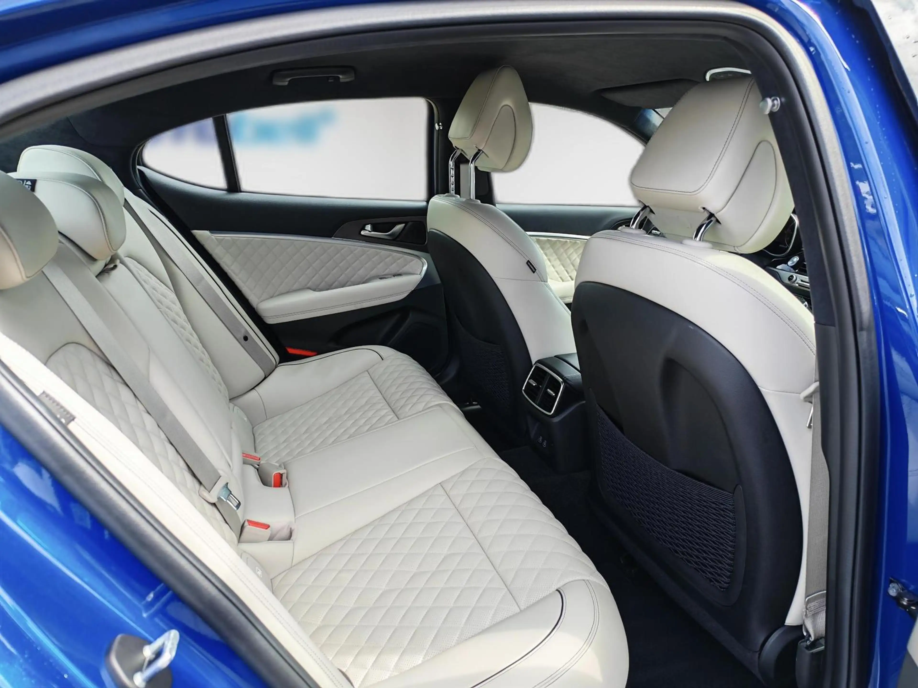 Genesis G70 2.2 CRDi RWD Sport Innov Comfort Nappa Audio — photo 15