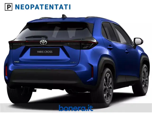 Toyota Yaris Cross view 4