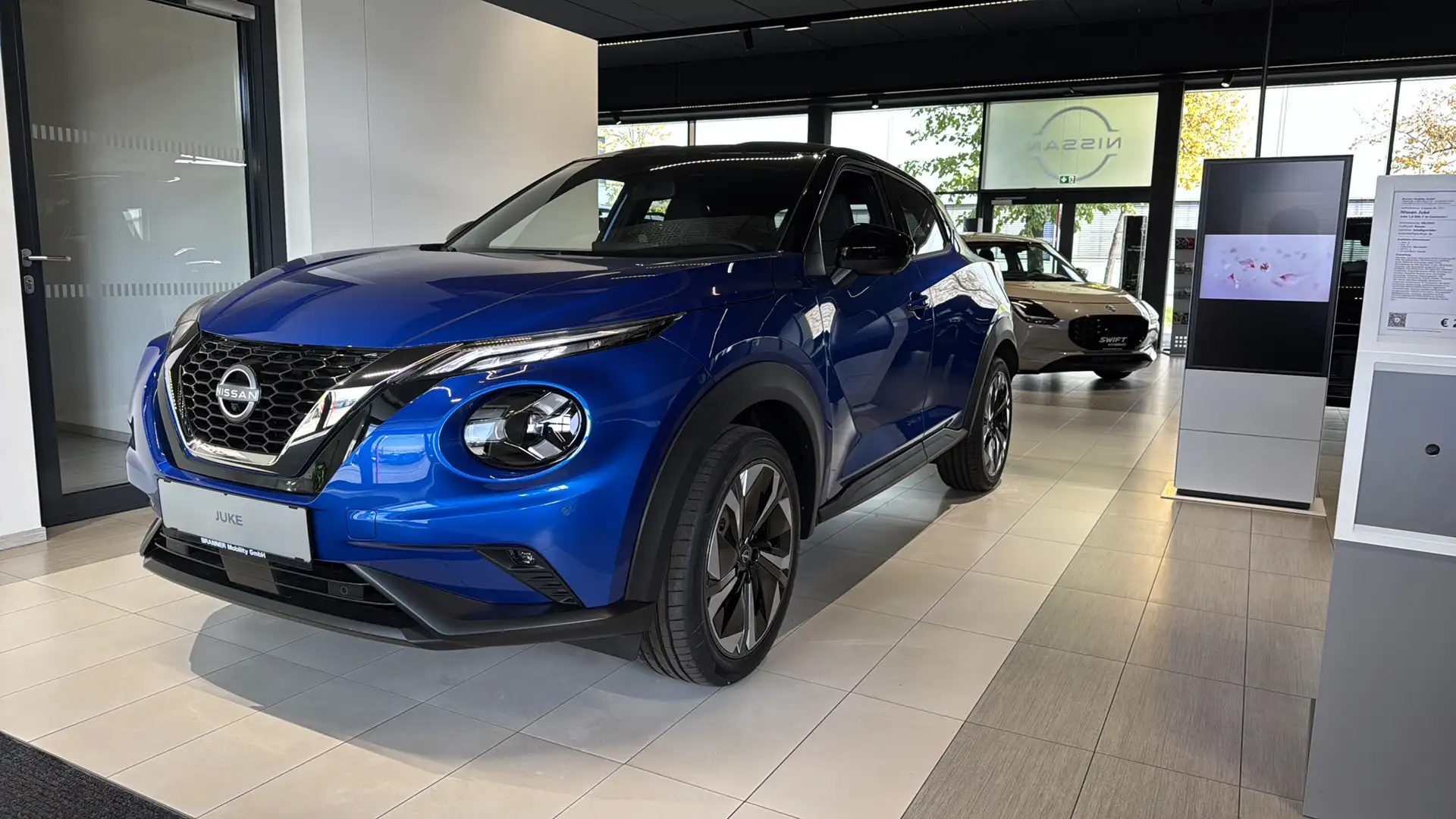 Nissan Juke Juke 1,0 DIG-T N-Connecta+ Blau - 2