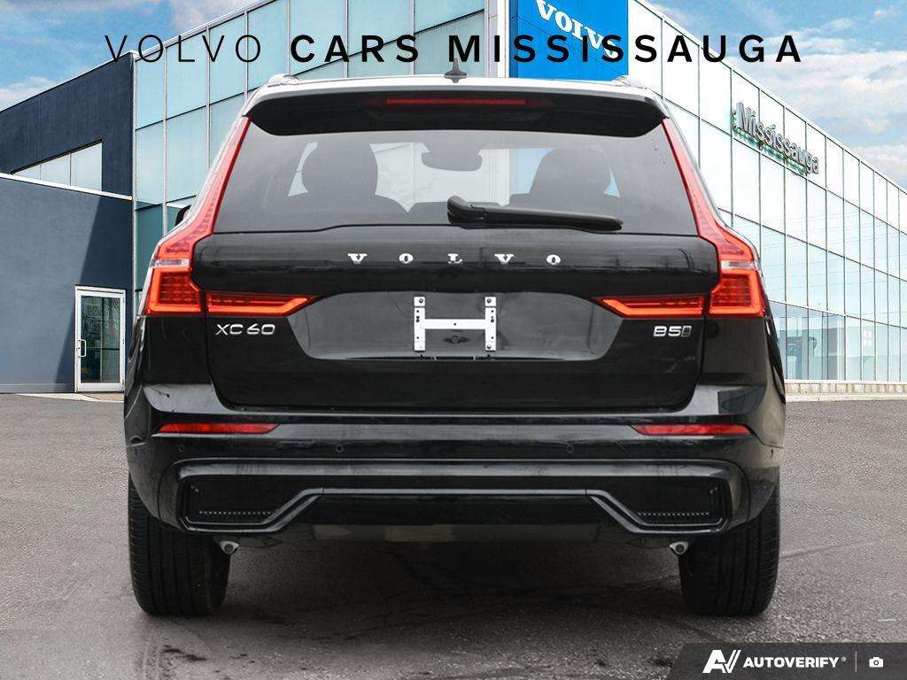 2025 Volvo XC60 B5 Plus Ex-Rental Special alt 5