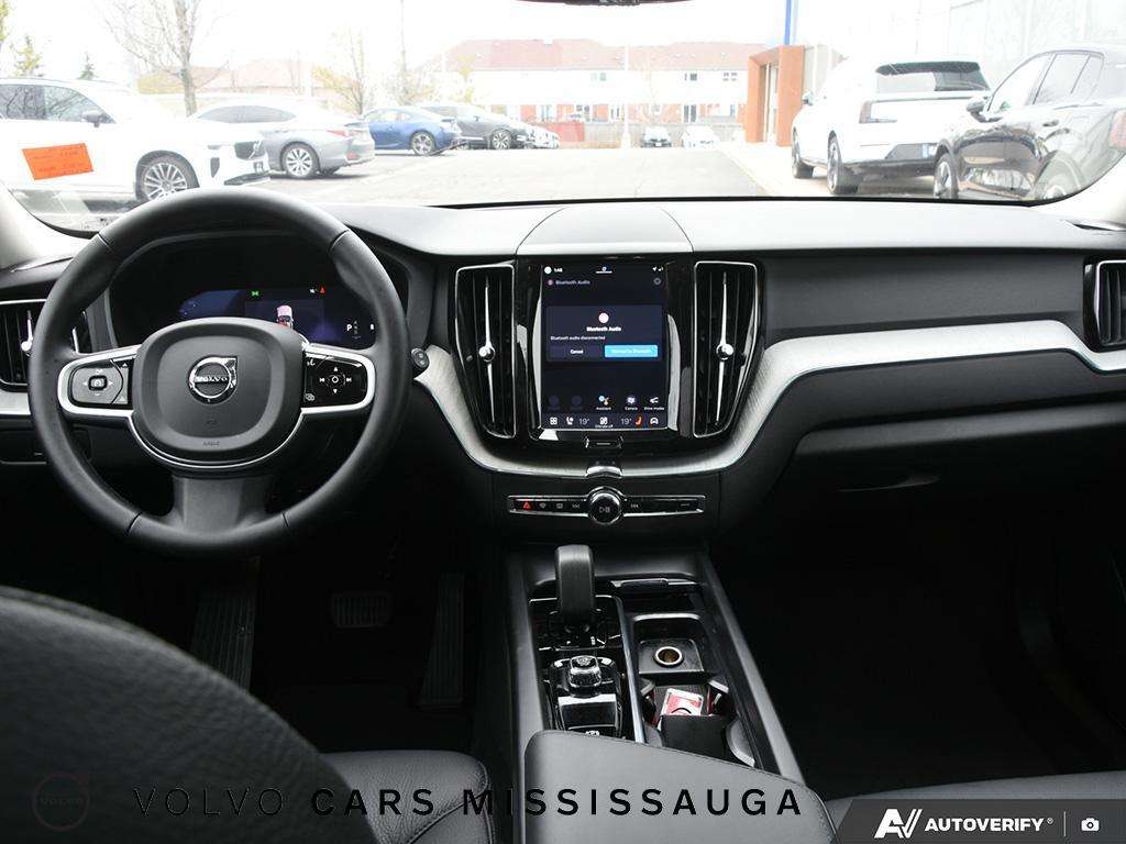 2025 Volvo XC60 B5 Plus Ex-Rental Special thumb 27