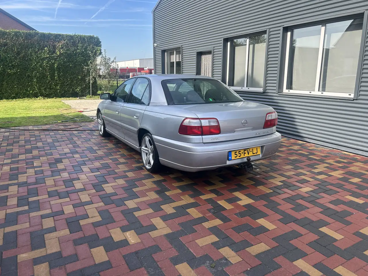 Opel Omega 2.2i-16V, foto 4