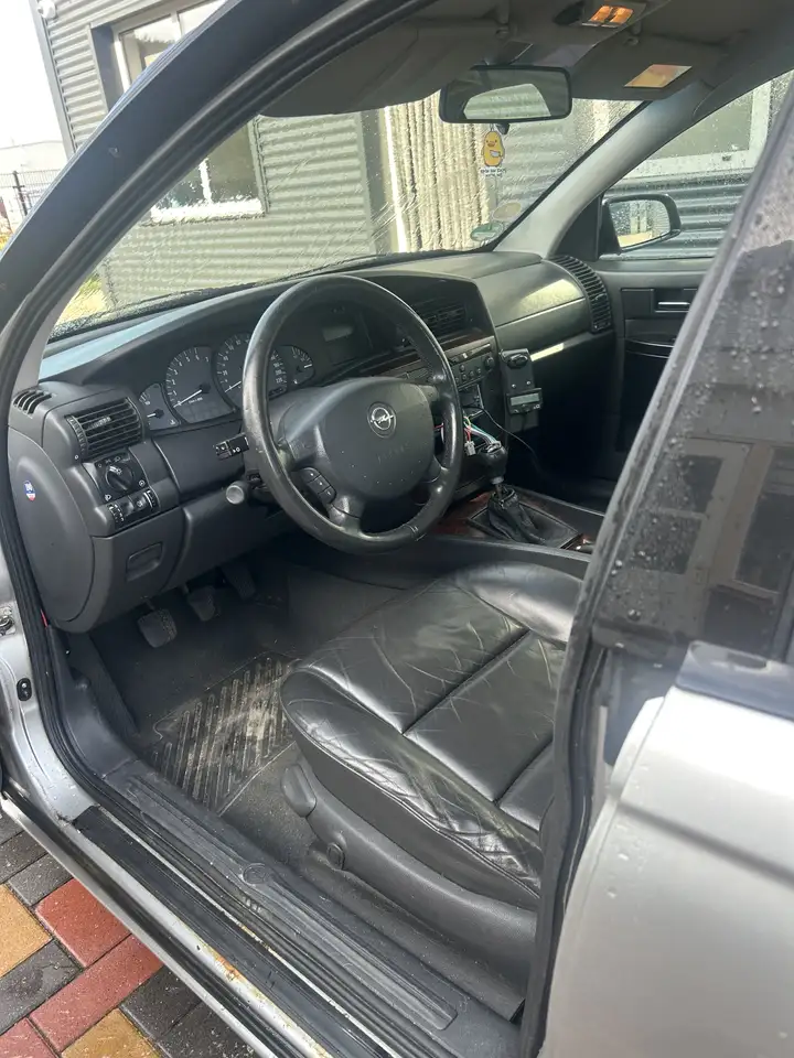 Opel Omega 2.2i-16V, foto 5