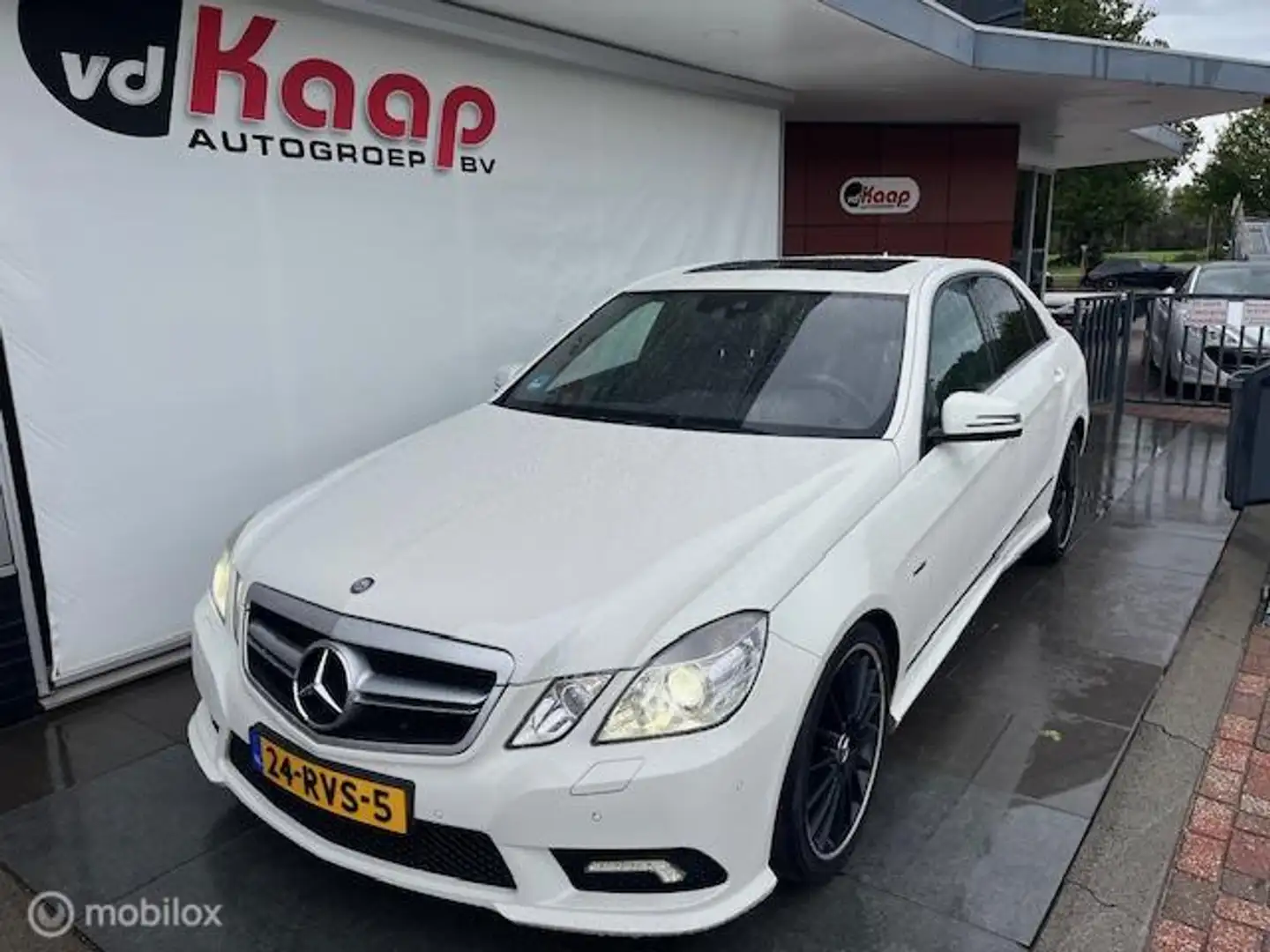 Mercedes-Benz E 350 CGI Avantgarde AMG-LINE Blanc - 2