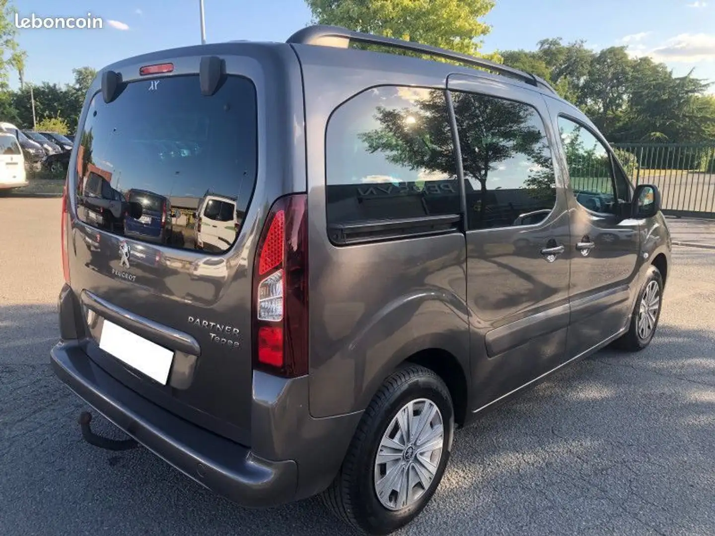 Peugeot Partner Tepee 1.6 BLUEHDI 100CH ACTIVE Gris - 2