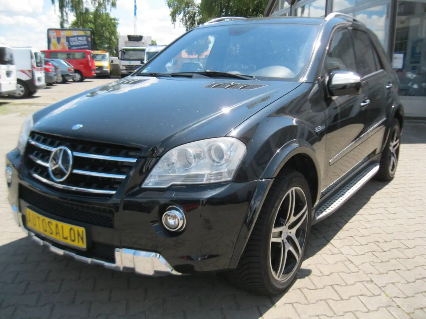 Mercedes-Benz ML 63 AMG *2. Hand + top gepflegt* Schwarz - 1
