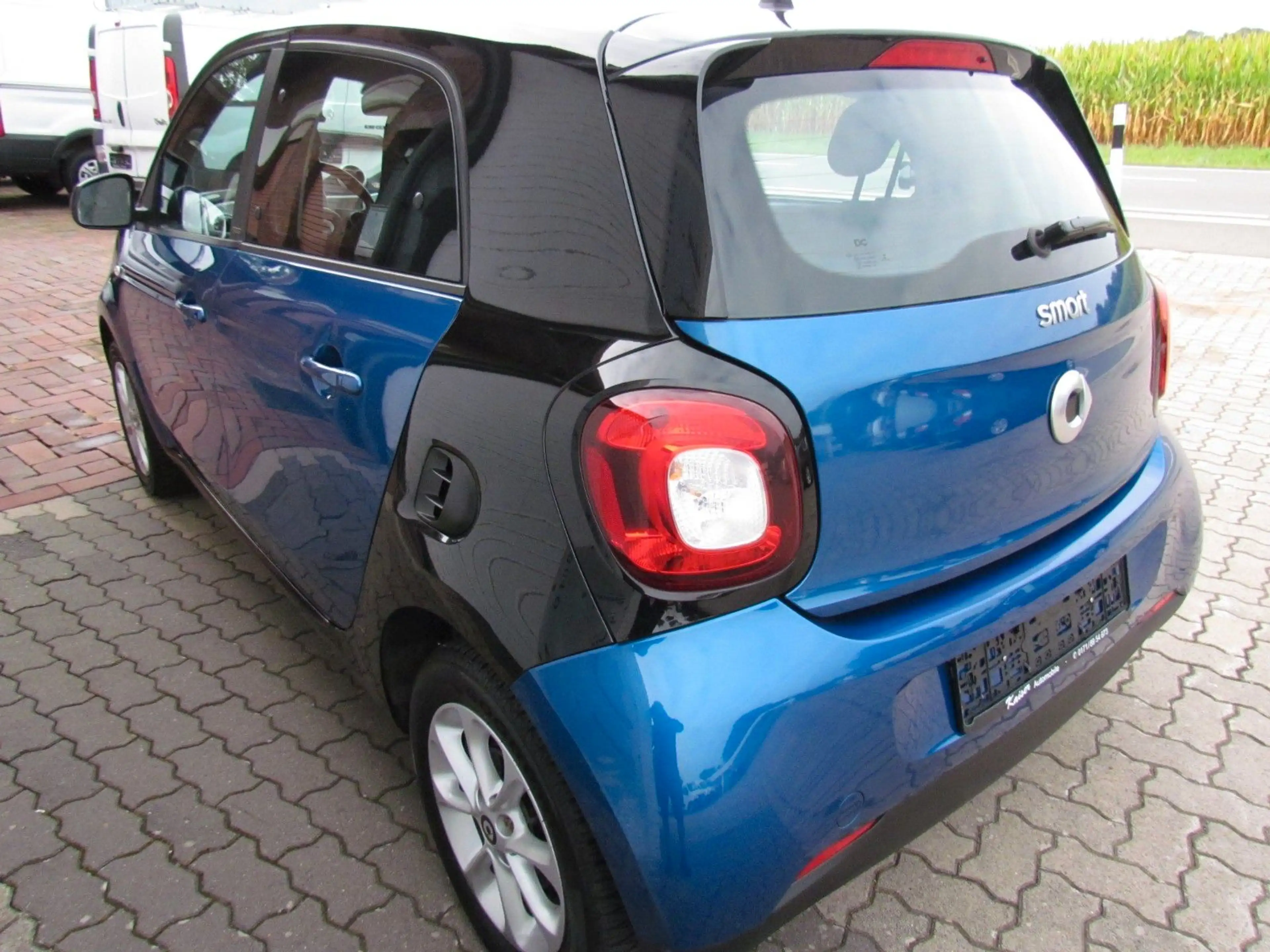 smart forFour Passion Edition — photo 4