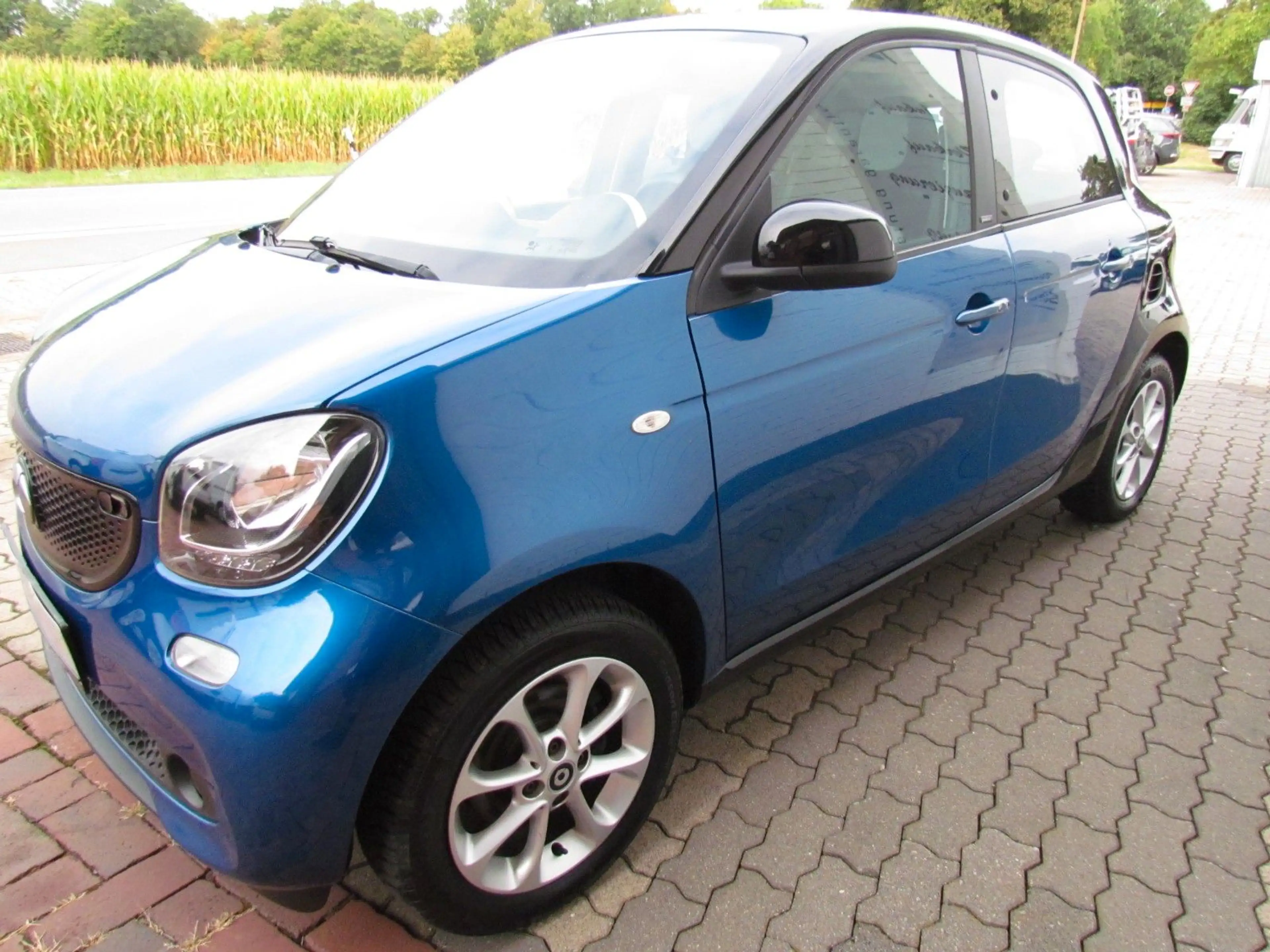 smart forFour Passion Edition — photo 3