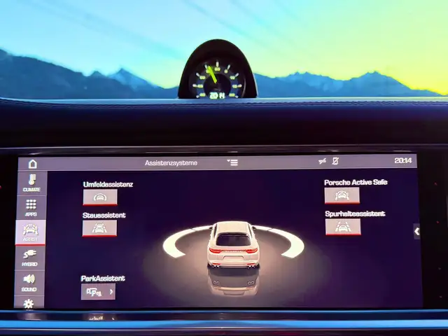 Porsche Panamera 4 E-Hybrid Sport Turismo Chrono Sportauspuff Pano Ansicht 40