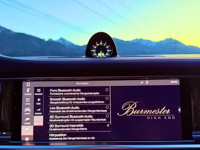 Porsche Panamera 4 E-Hybrid Sport Turismo Chrono Sportauspuff Pano Ansicht 32