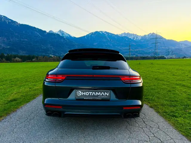 Porsche Panamera 4 E-Hybrid Sport Turismo Chrono Sportauspuff Pano Ansicht 7