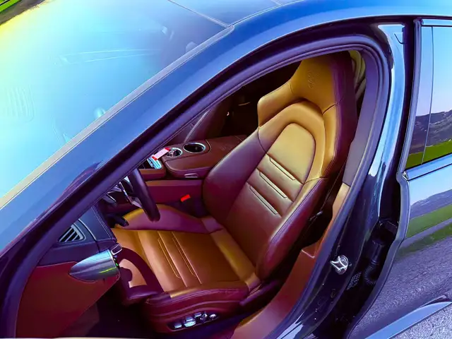 Porsche Panamera 4 E-Hybrid Sport Turismo Chrono Sportauspuff Pano Ansicht 16