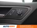 Volkswagen Golf GTE 1.4 GTE BlueMotion Plug-in Hybride Biały - thumbnail 13