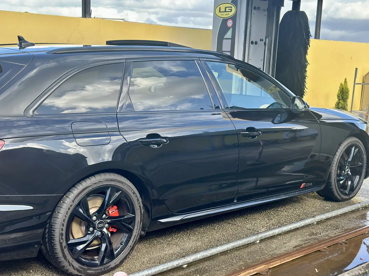 Audi A4 Avant 35 2.0 tdi mhev S Line edition 163cv s-troni - 2